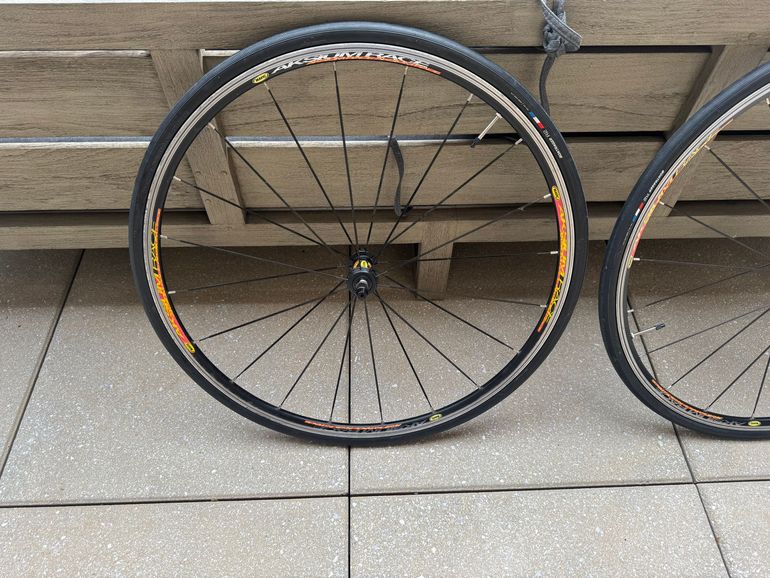 Used Mavic Aksium Race 2016 bike — image 5 of 6