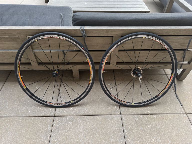 Used Mavic Aksium Race 2016 bike — image 4 of 6