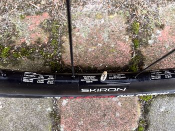 Used Ridley 4ZA Skiron CR38 Carbon Laufradsatz mit Reifen und Bremsscheiben 2025 bike — image 2 of 4