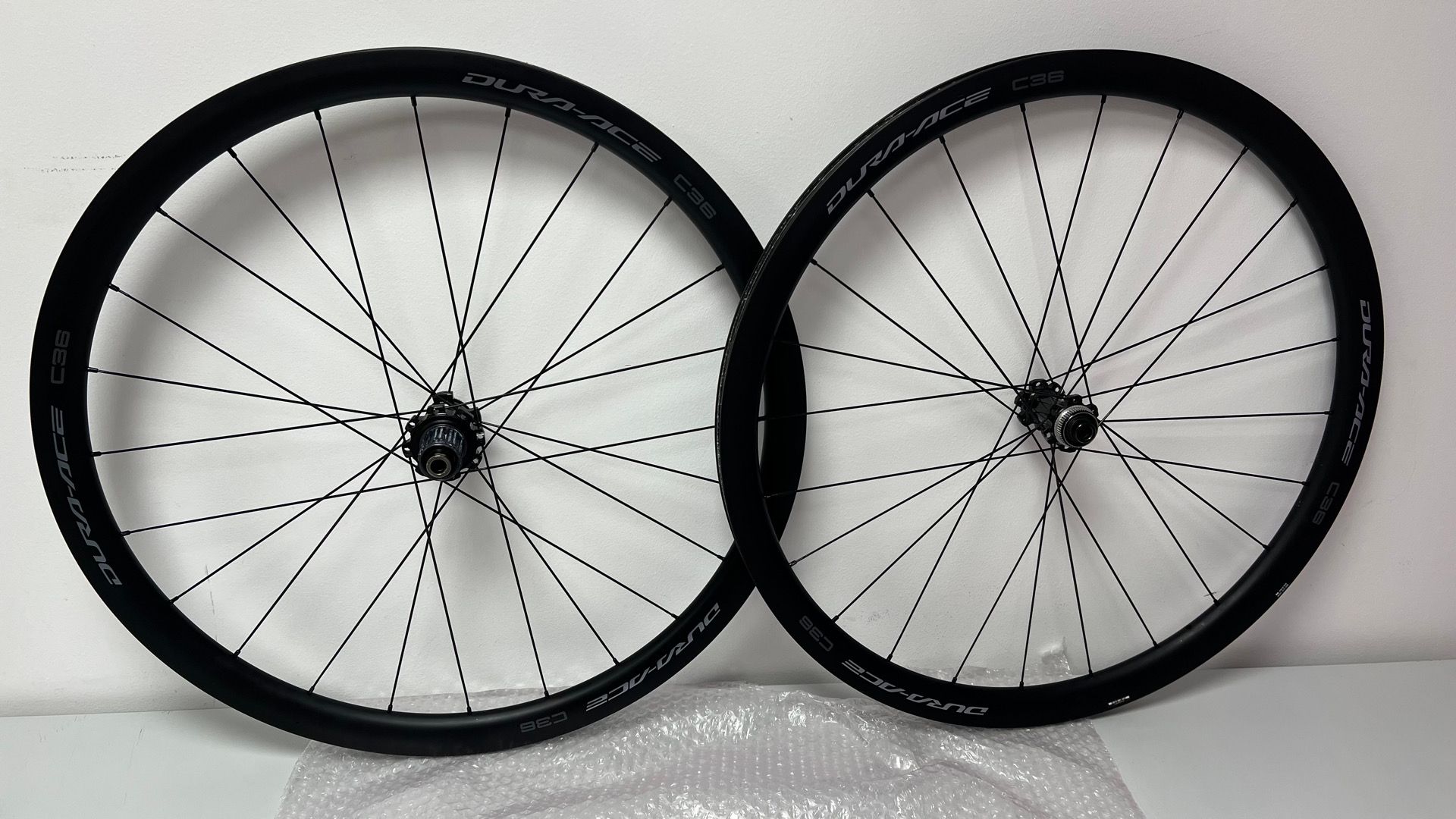 Shimano Dura Ace C36 tubeless disco 12v 2025