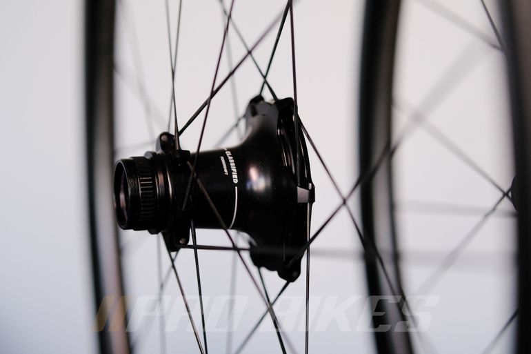 Used Classifield Classified R35 Carbon Wheelset 2023 bike — image 1 of 8