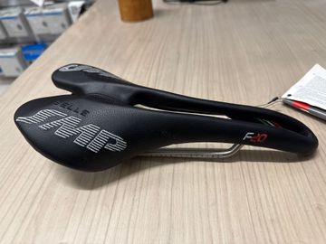 Używany Selle Smp F20 2024 Saddles & Seatposts