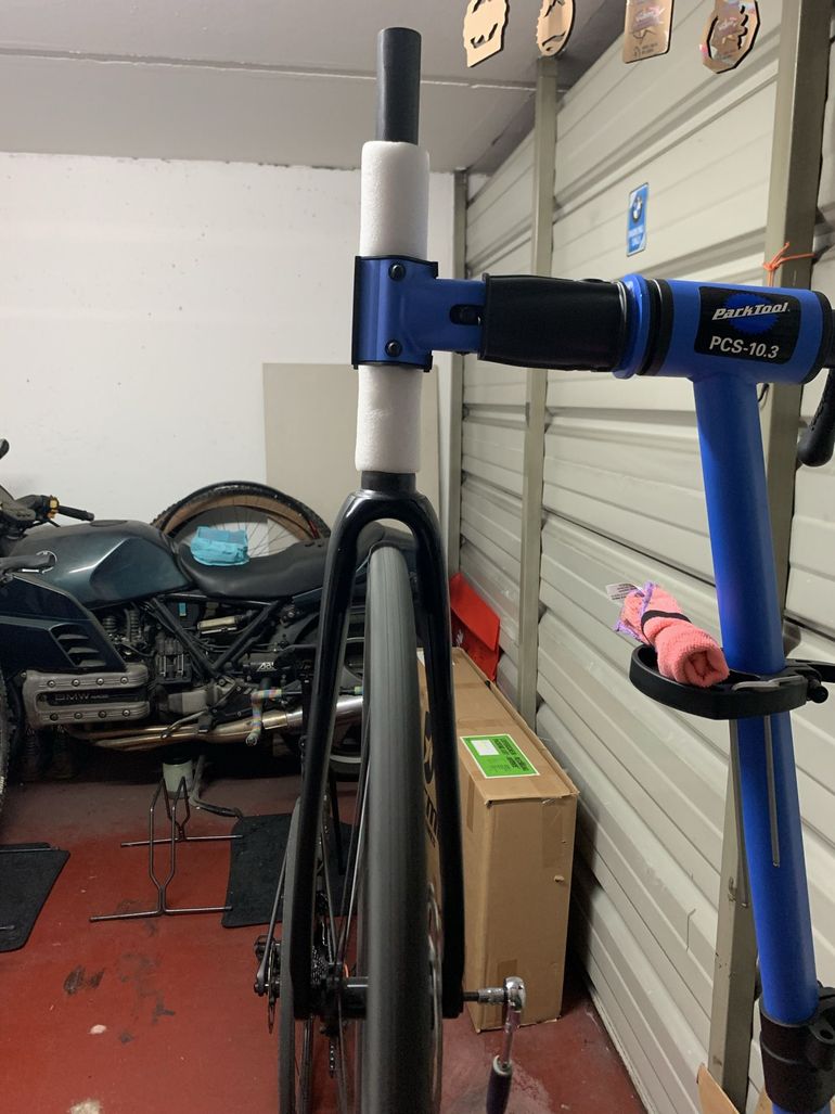 Used kocmo Horquilla carretera marca alemana 2025 bike — image 5 of 5