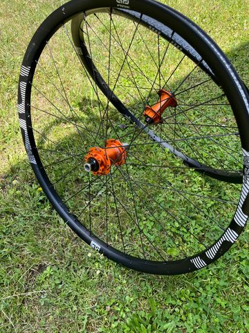 Brugt Chris King roues VTT E Thirteen carbone TSR race moyeux iso Boost 2023 Wheels