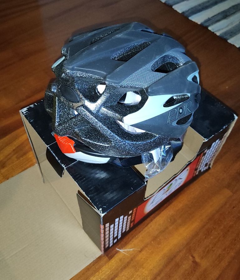 Used pdr casco  taglia M nuovo bike — image 3 of 4