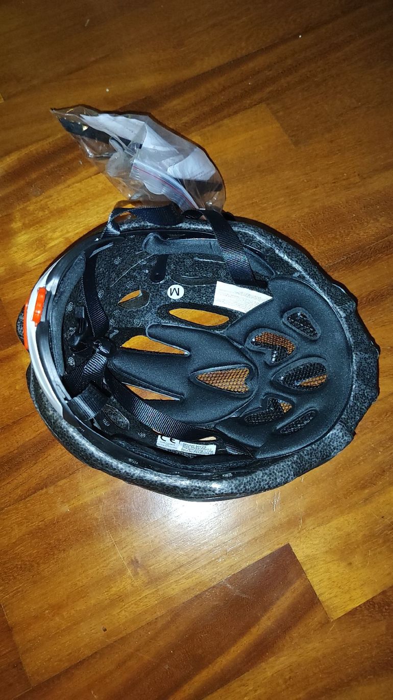 Used pdr casco  taglia M nuovo bike — image 2 of 4