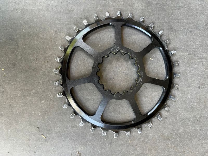 Used E*Thirteen plateau direct mount SL 2023 bike — image 1 of 4