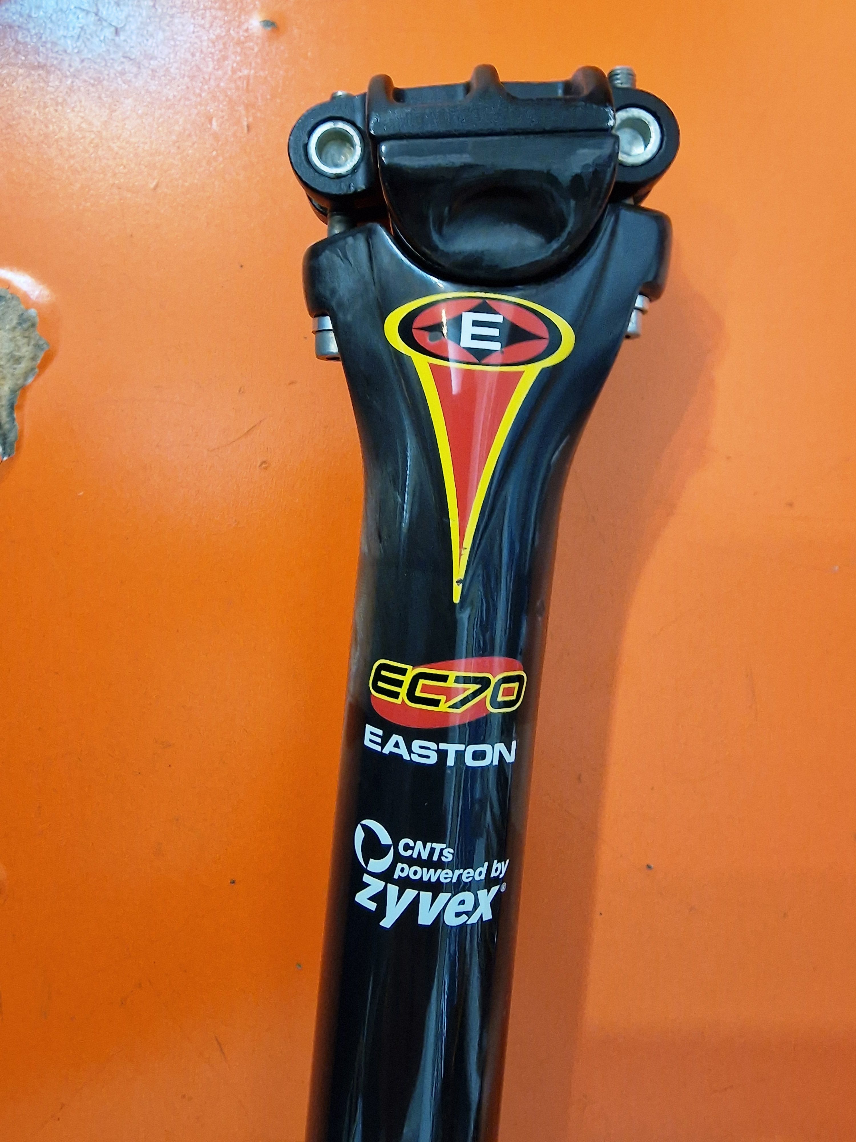 中古 Easton EC70 CNTカーボンシートポストΦ27.2 中古 Easton EC70 CNTカーボンシートポストΦ27.2