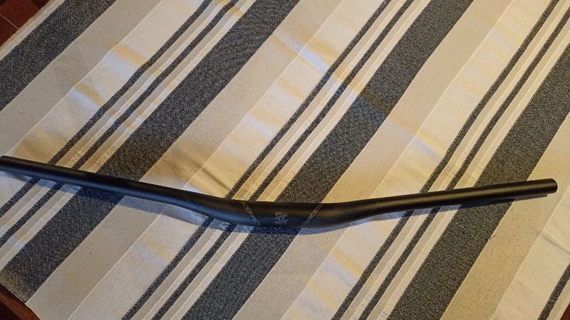 Used Race Face Aefect 35 MTB 780mm 2025 bike — image 2 of 3