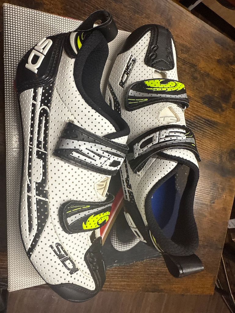 Used Sidi Triathlon Schuhe 42 bike — image 1 of 2