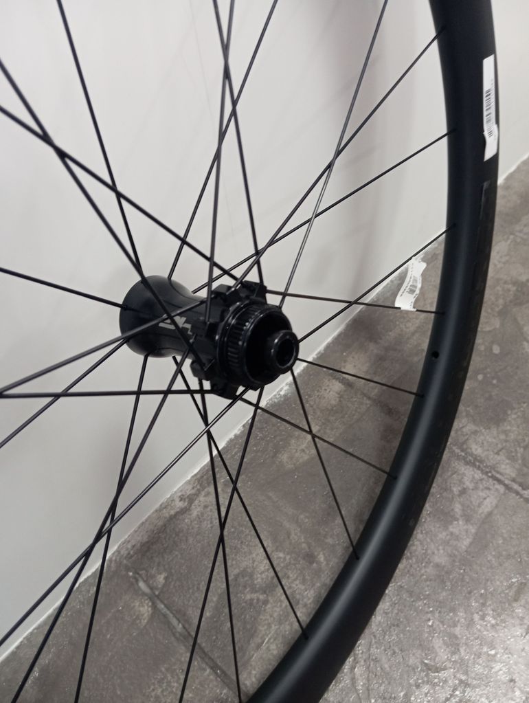 Used Cannondale Cannondale HollowGram R45 Carbon Wheelset 2025 bike — image 7 of 7