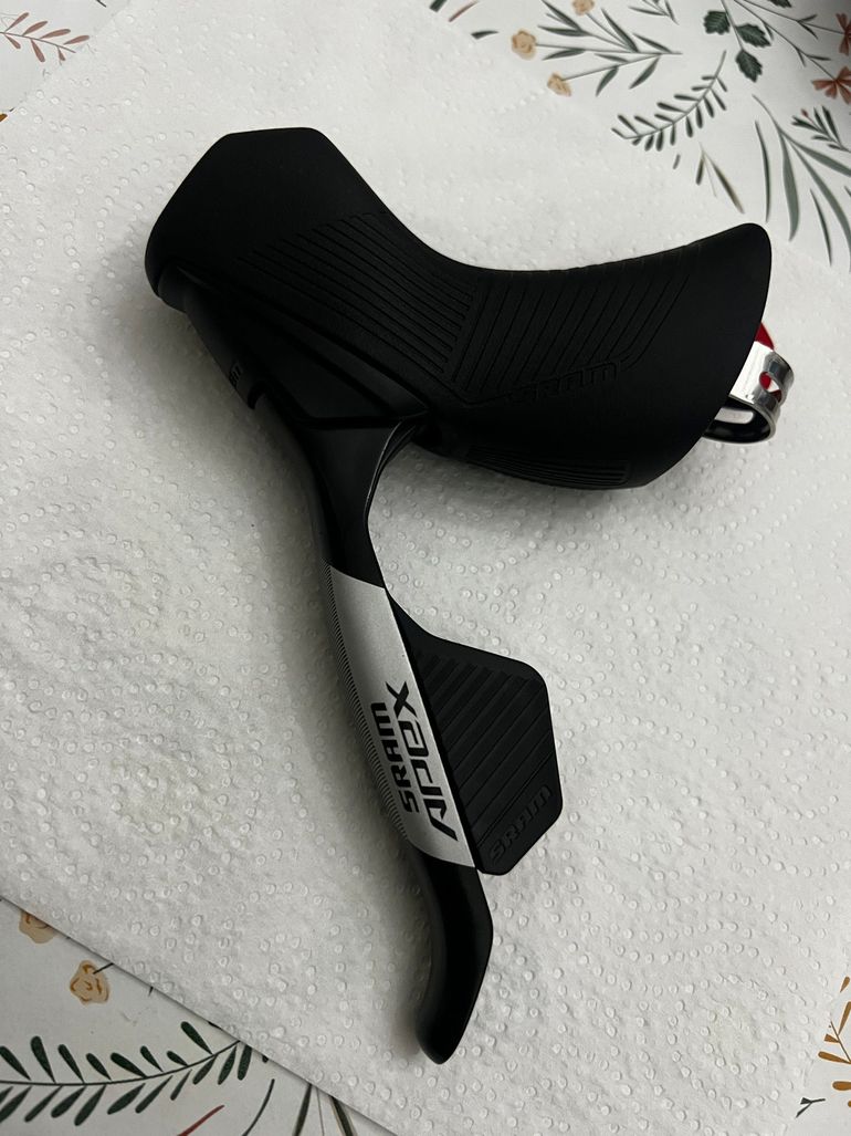 Used Sram manetas SRAM apex 12 maneta L 2025 bike — image 1 of 4
