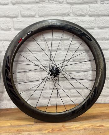 Used Zipp Zipp 404 Firecrest Clincher Rim Brake Wheelset bike — image 7 of 9