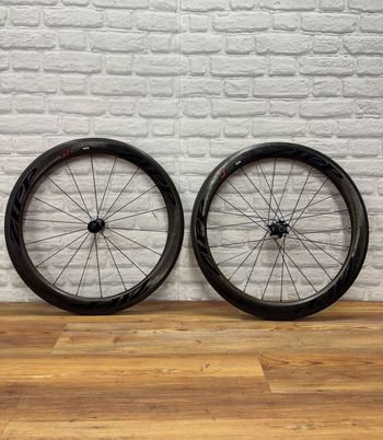 Used Zipp Zipp 404 Firecrest Clincher Rim Brake Wheelset bike — image 9 of 9