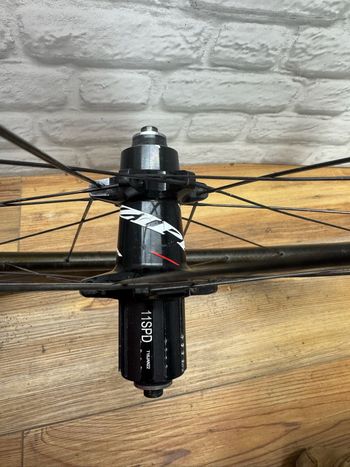 Used Zipp Zipp 404 Firecrest Clincher Rim Brake Wheelset bike — image 5 of 9