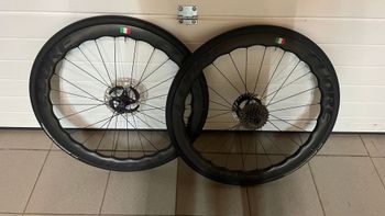 Used Roval Cuore Wheels met 240 DT-Swiss naven 2024 bike — image 3 of 5