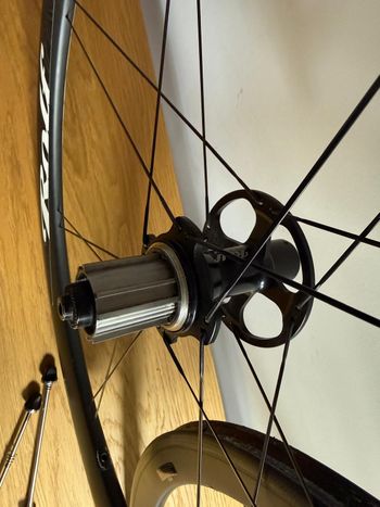 Used Rolf Rolf Prima TdF4 SL Carbon Tubular 700c Wheelset bike — image 4 of 5