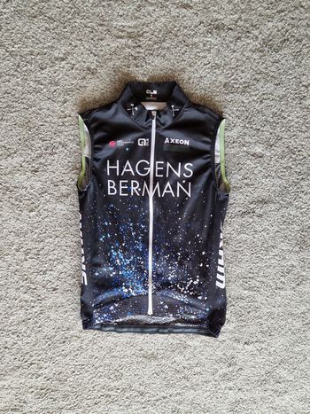 Ale cycling, Ale Vest Axeon Hagens Bermans