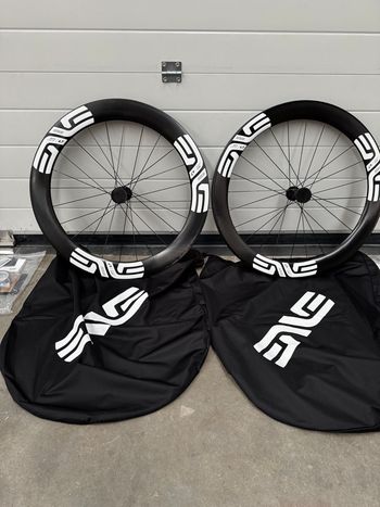 Enve SES 6.7リア disc SES6.7 NEW STRAIGHT SPOKESES6.7 ストレート