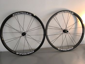 corima 32 WS Black DX 2023