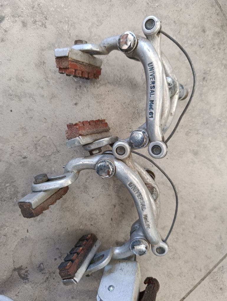 Used Universal UNIVERSAL MOD 61 bike — image 2 of 3