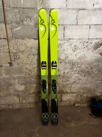 Used Movement ski  go 109 titanal bike