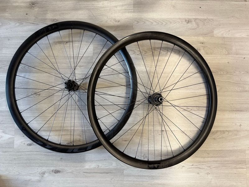 Sr Suntour syncross silverton 1.0 2022 bike de segunda mano — imagen 1 de 9