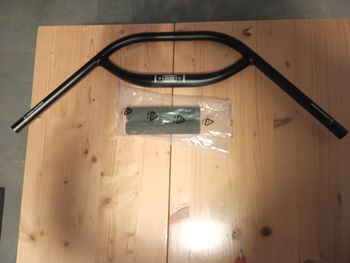 Used Altro Jones H-Bar Loop 710 2025 bike — image 2 of 7