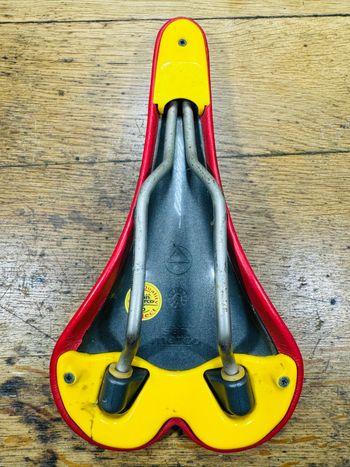 【希少】Selle San Marco COLNAGO Hoskar 80年代 Selle San Marco Hoskar Colnago Branded Saddle - Cicli Berlinetta