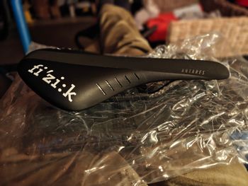 Used Fizik e Airone R1 saddle bike — image 2 of 7