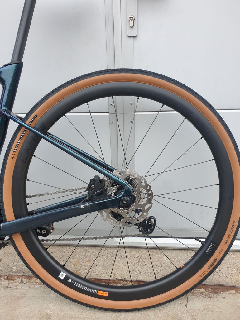 Used Giant Complete Wheelset 2023 bike — image 8 of 10