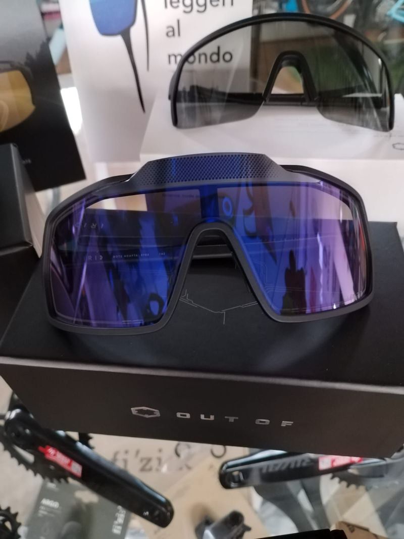 Used Out Off bot x2 2025 bike — image 2 of 2