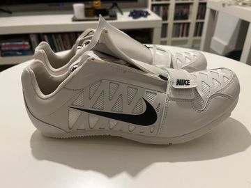 Used Nike spikes 2025 Running Shoes