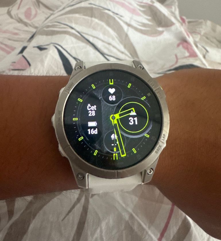 Used Garmin epix (Gen 2) – Sapphire Edition 2025 bike — image 3 of 3