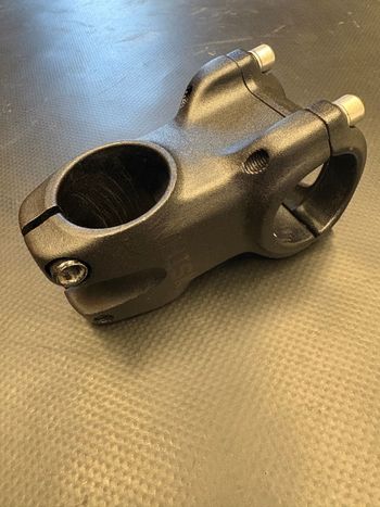 Giant Contact SLR Aero Stem 120mm null