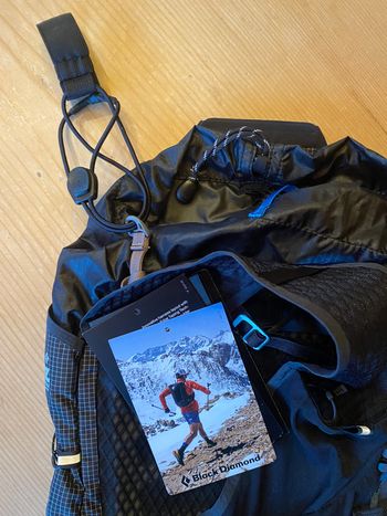Used Black Diamond Black Diamond Distance 8L Hiking Pack 2025 bike — image 5 of 5