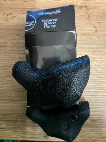 Gebrauchtes Campagnolo Coprileve EC-CE500 Neri per Xenon, Mirage, Veloce e Centaur Cockpit