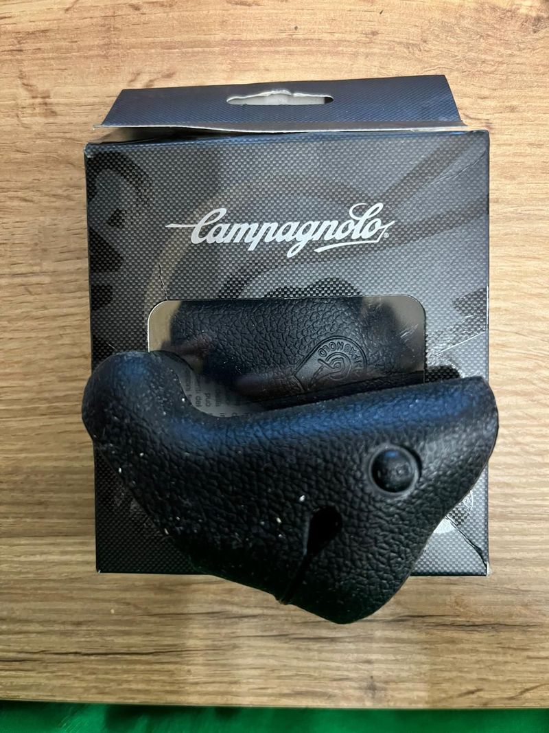 Używany Campagnolo Ergopower EC-RE600 Brake Levers Brakes