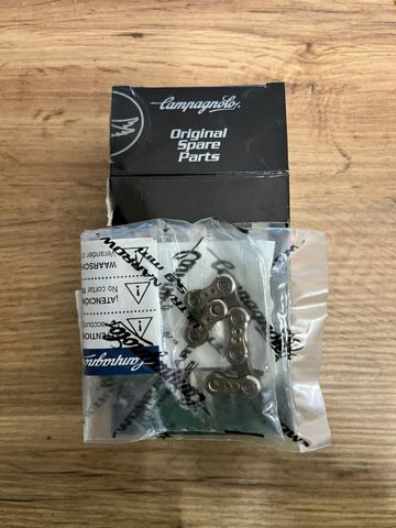 Used Campagnolo HD-LINK f/Ultra-Narrow (5.9) chain CN-RE400 Drivetrain & Pedals