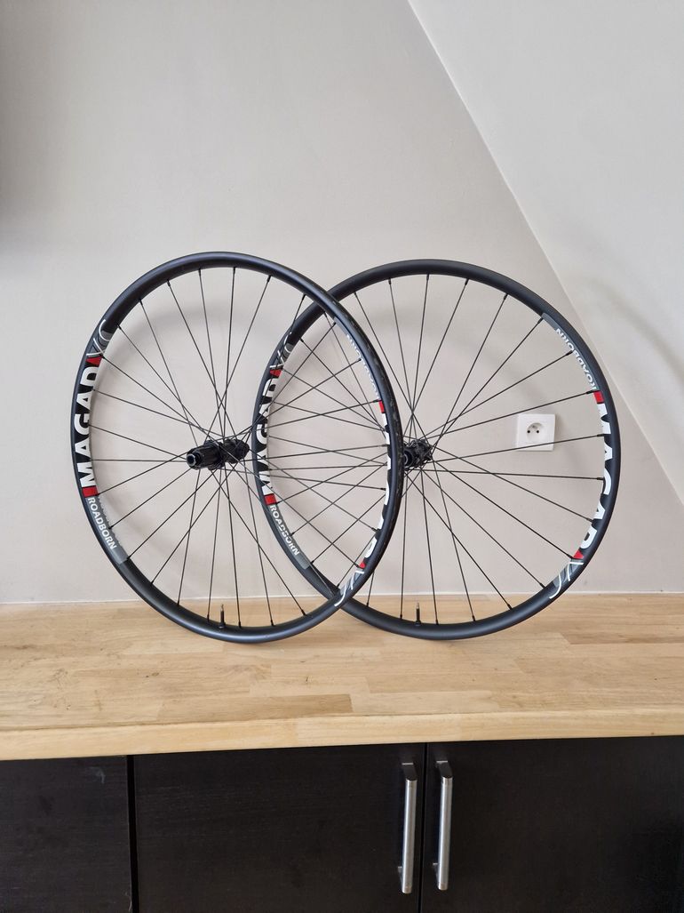 Gebrauchtes roadborn Magad GR Wheelset 2023 bike — Bild 1 von 4