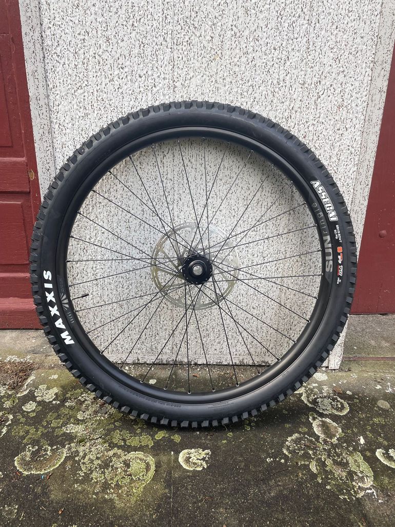 Used Sunringle Sunringel DH Wheelset 29 2025 bike — image 5 of 5