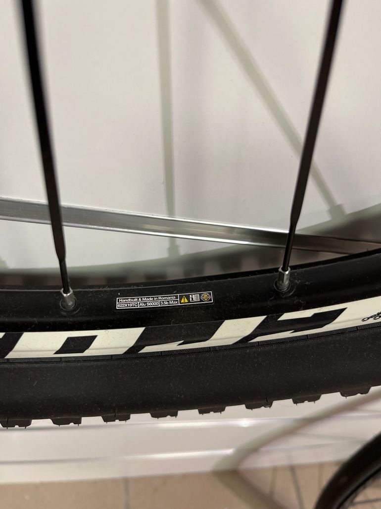 Used Mavic Roue avant CrossRoc Lefty 2016 bike — image 3 of 3