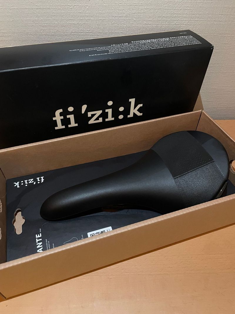 Used Fizik Aliante R1 2024 Saddles & Seatposts
