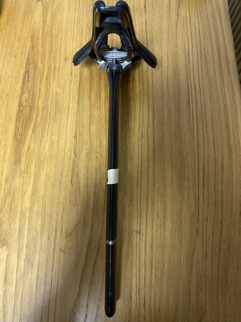 Used Pinarello Dogma F Seatpost 2025 bike — image 6 of 7