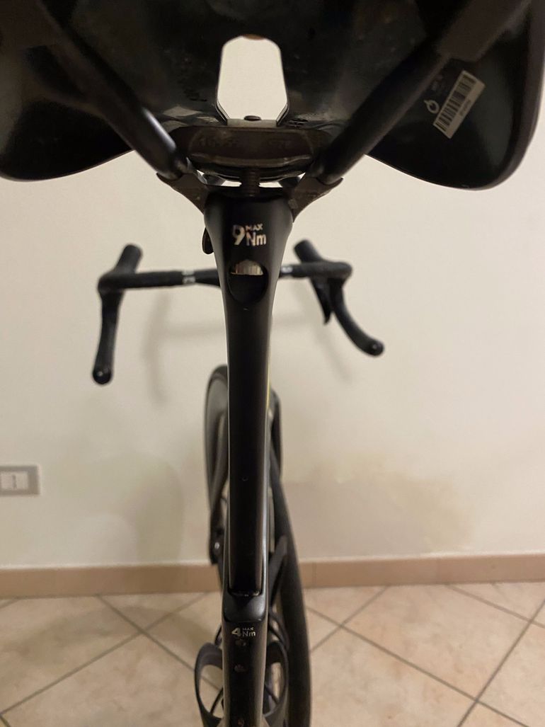Used Pinarello Dogma F Seatpost 2025 bike — image 7 of 7