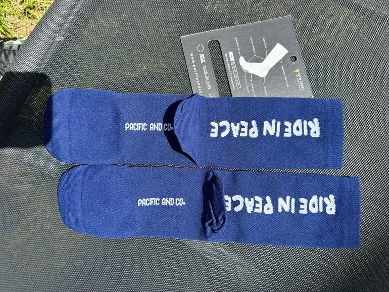 Used Pacific & Co Performance Socks 2025 bike — image 4 of 6