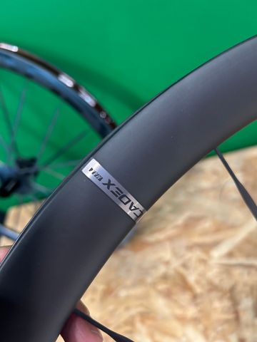 Used Cadex Max40 2025 bike — image 9 of 9