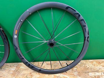 Used Cadex Max40 2025 bike — image 2 of 9