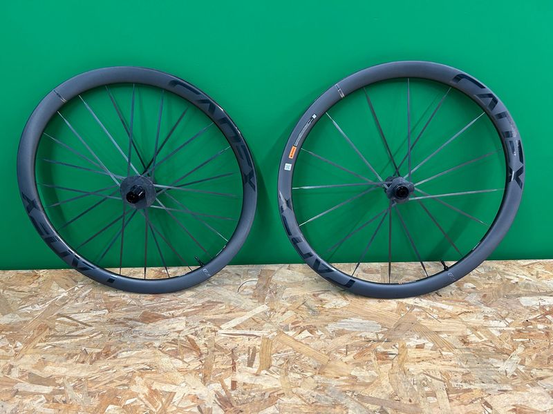 Used Cadex Max40 2025 bike — image 1 of 9