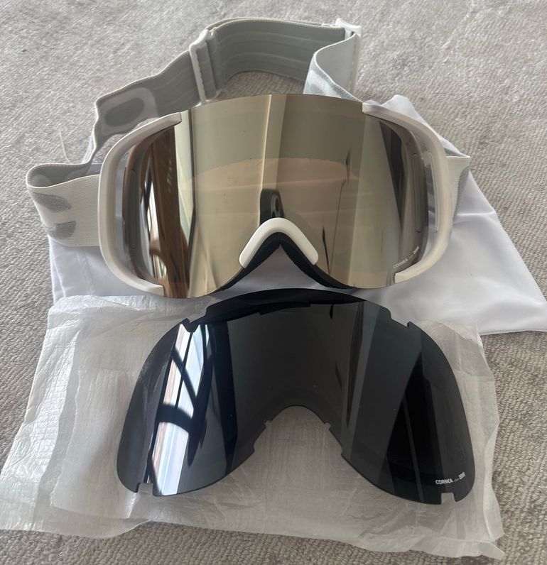 Used POC POC Ski Goggles 2023 bike — image 1 of 8